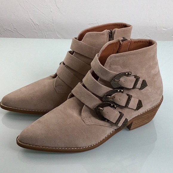 Beast Fashion pointy leather triple buckle western heels Tan booties size 6 NWOT - Picture 6 of 16